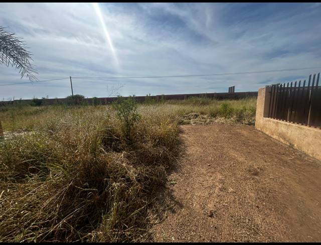 916M² VACANT LAND FOR SALE IN SERALA VIEW